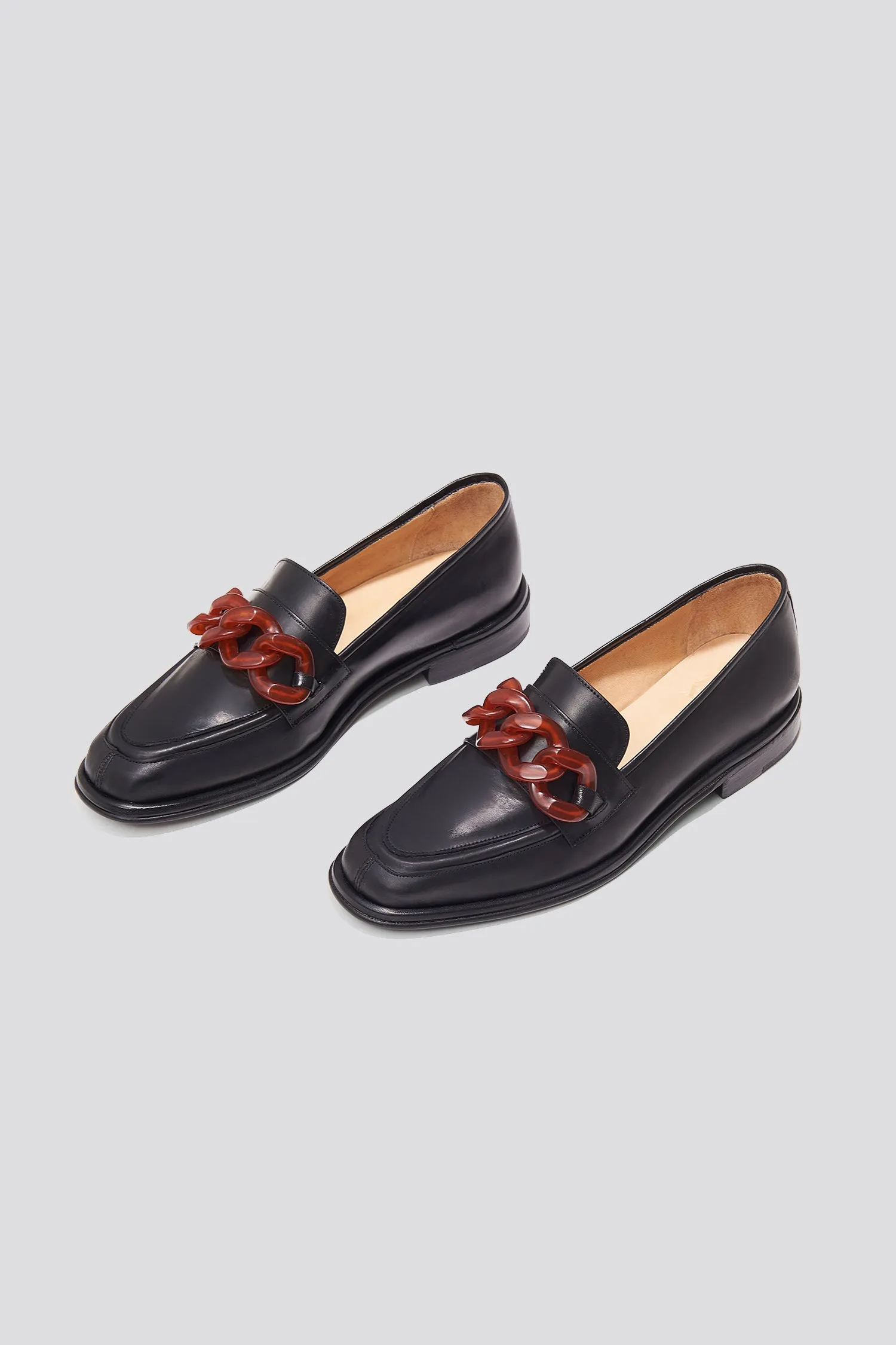 Alma Loafer in Black/Amber