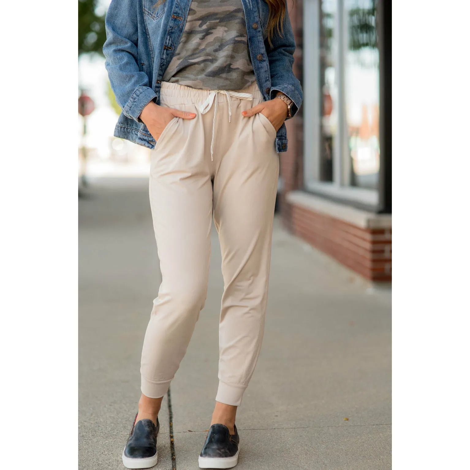 Relaxed Pocket Joggers