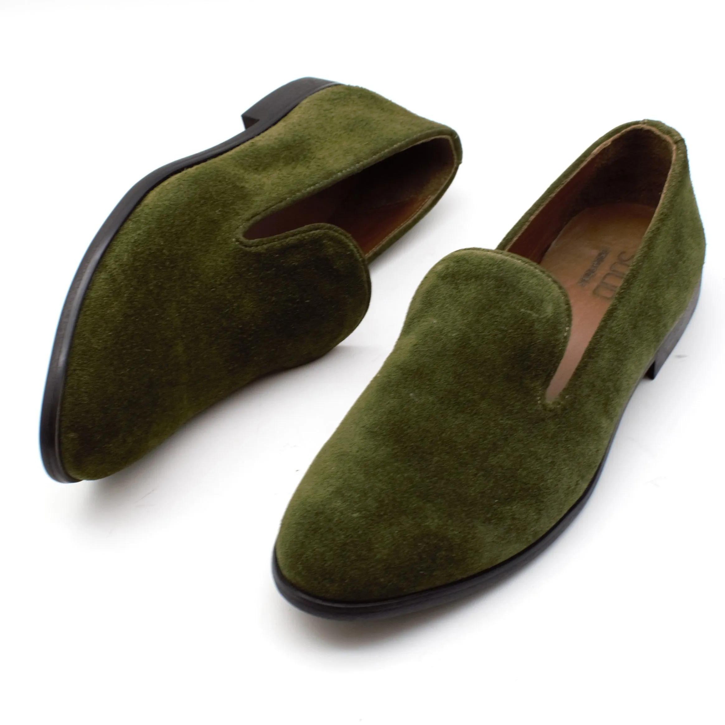 Suede Velvet Loafers / Black Sole