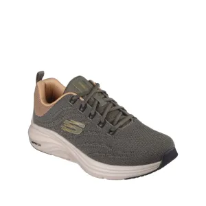 Varien Skechers